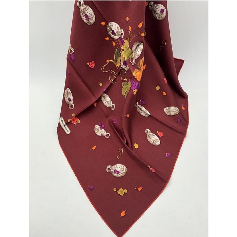 Silk scarf Salvatore Ferragamo